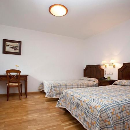 Hotel Avenida Yecla Ngoại thất bức ảnh