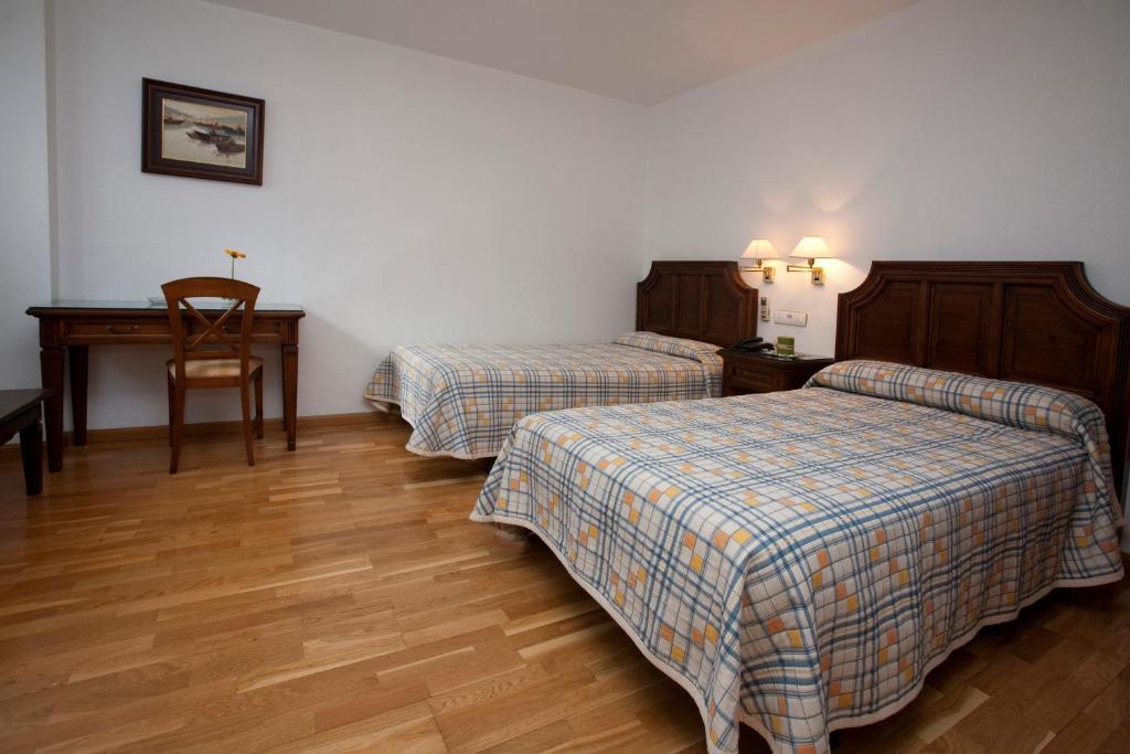 Hotel Avenida Yecla Ngoại thất bức ảnh
