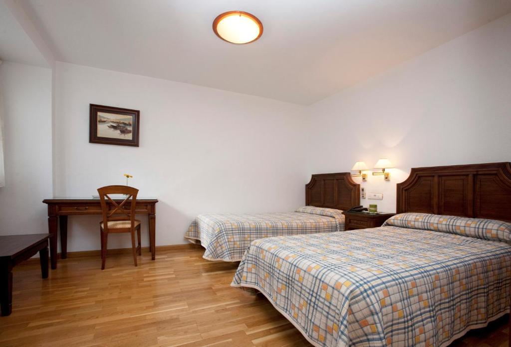 Hotel Avenida Yecla Ngoại thất bức ảnh